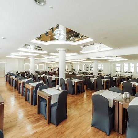 Hotel Jantar Wellness & Spa อุสตกา ภายนอก รูปภาพ